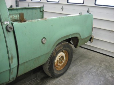 78dodgebox_1.jpg